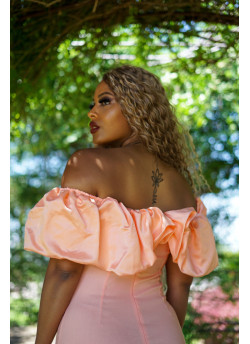 Vestido com Folho de Cetim