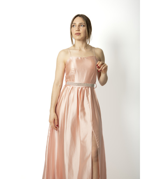 Vestido Rosa com Cinto Brilhante