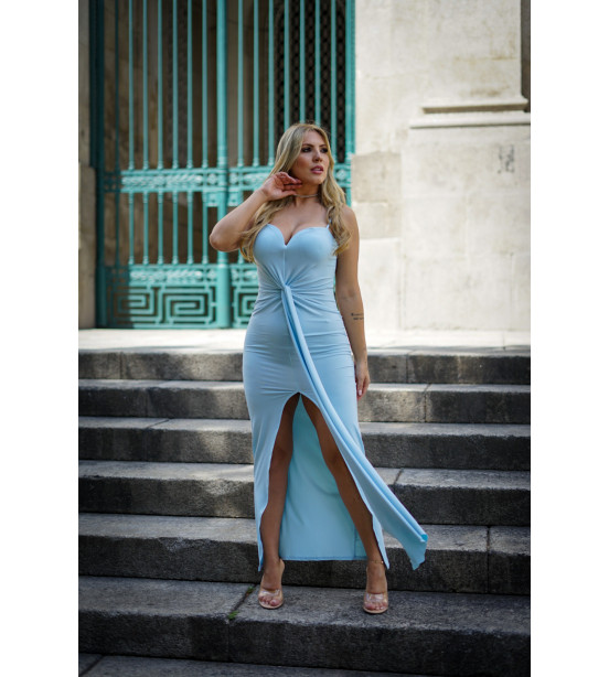 Vestido com Decote de Coração