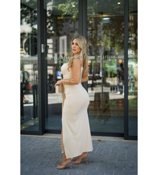 Vestido com Decote de Coração