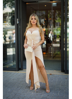 Vestido com Decote de Coração